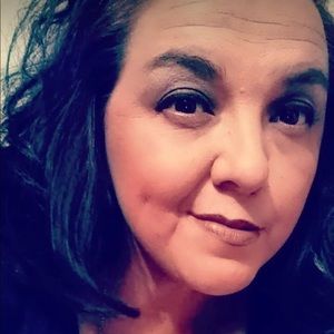 Meet your Posher, Stefanie